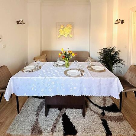 Cozy 1Br Apartment•Central•Quiet ブカレスト エクステリア 写真